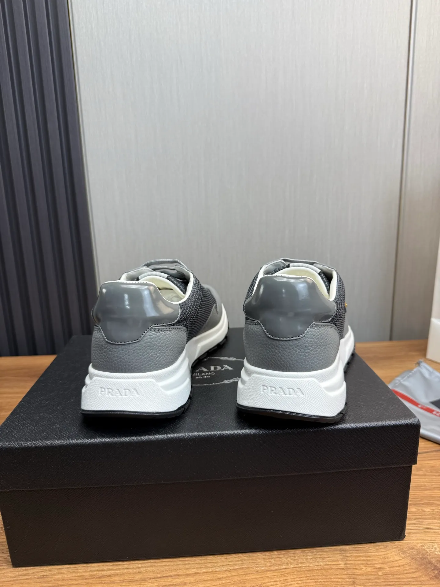 Men's shoes 💰780💰 [PRADA] Men's shoes are popular in the counter, official website synchronization, 1 high-quality shipment ✔️Original cowhide stitching breathable mesh + cowhide lining, 1🆚1 replica, original original bottom, 38-45 (38.45 custom-made, non-refundable)